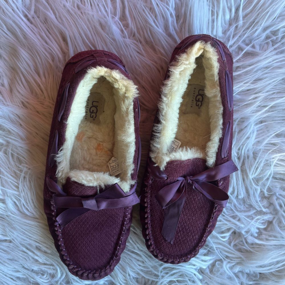 UGG Women's Moccasins in Burgundy with Cream Lining